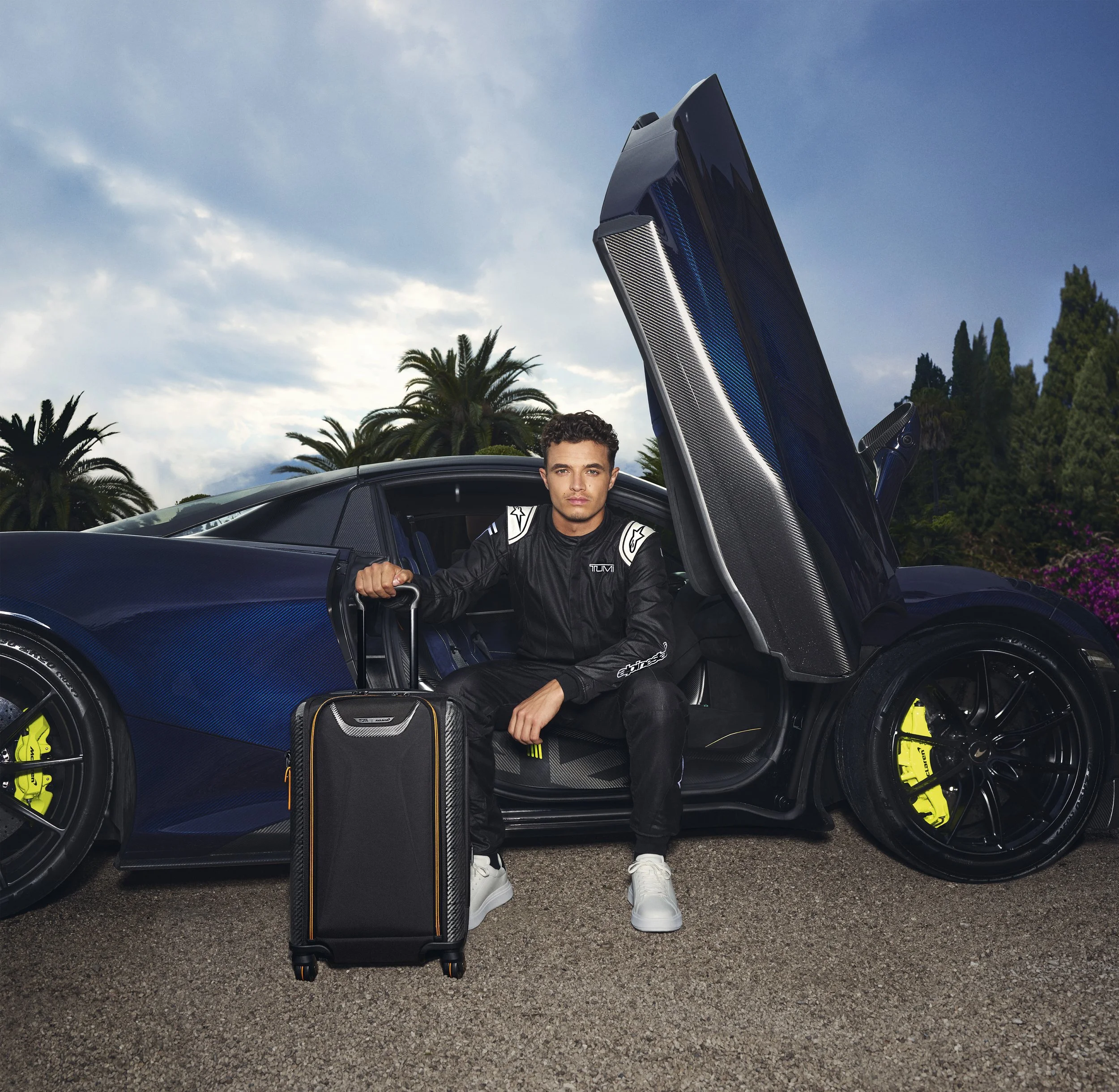 16_FW24_Lando_TALENT_McLarenAero_IntlExp4WHL_C_001361_FINAL_RGB_72.jpg