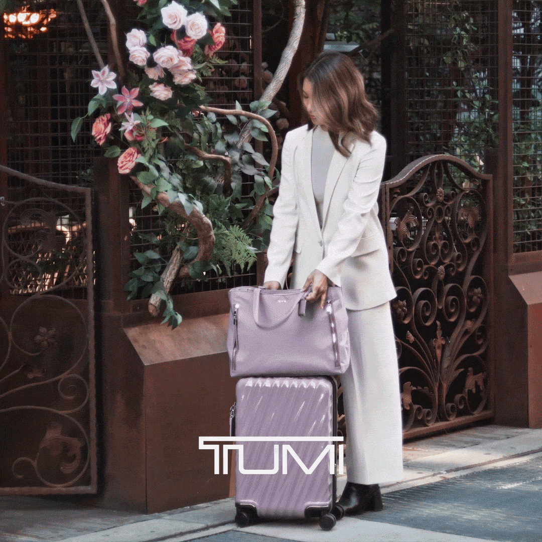 Intl_exp_4whl_Lical_ValettaLarge_tote_1080x1080.gif