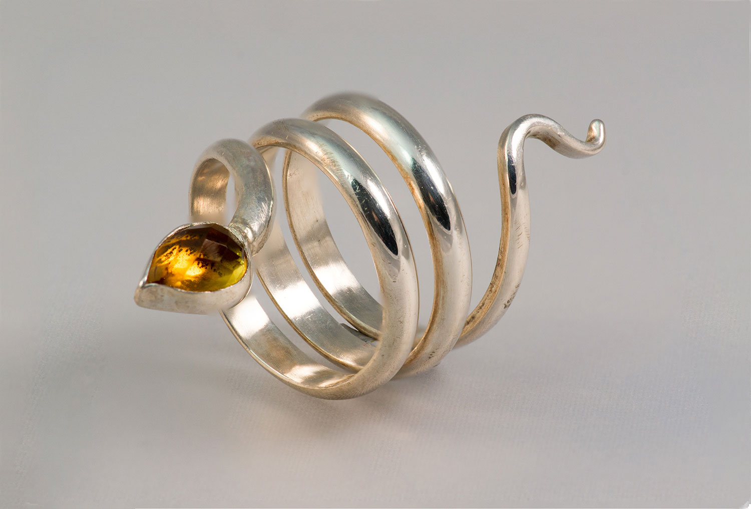 Snake-Ring-Amber.jpg