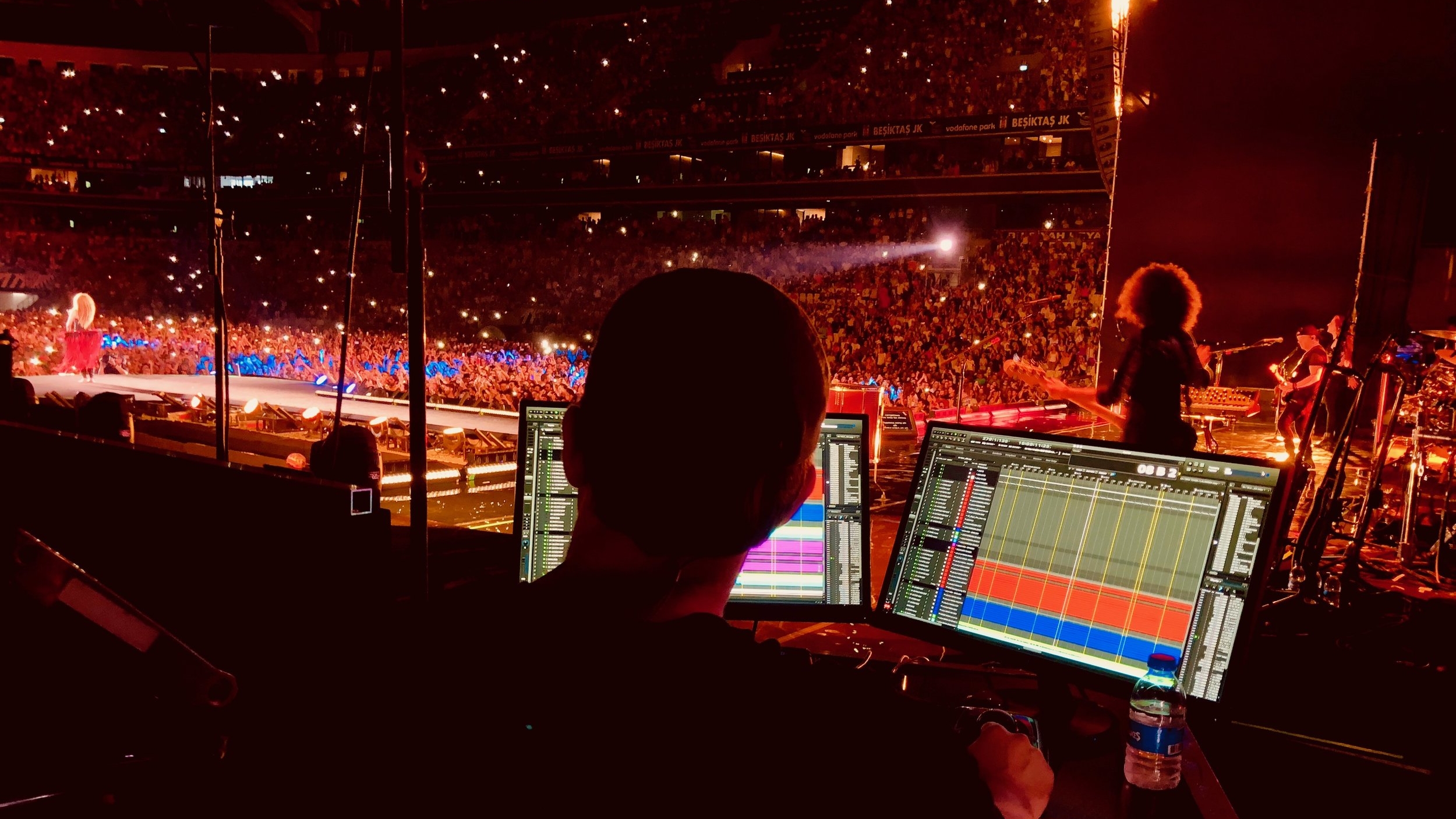Photo Credit: Roger Niederberger, Clair Bros. Audio