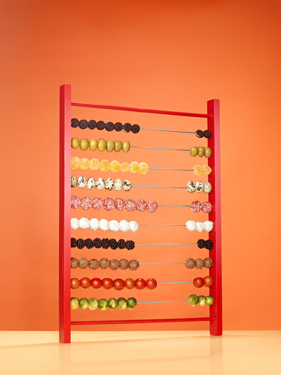"Calorie Counting". Til en artikel i The New York Times Magazine, som handlede om kalorier og slankekure, lavede Illenberger en række illustrationer. Bl.a. denne.