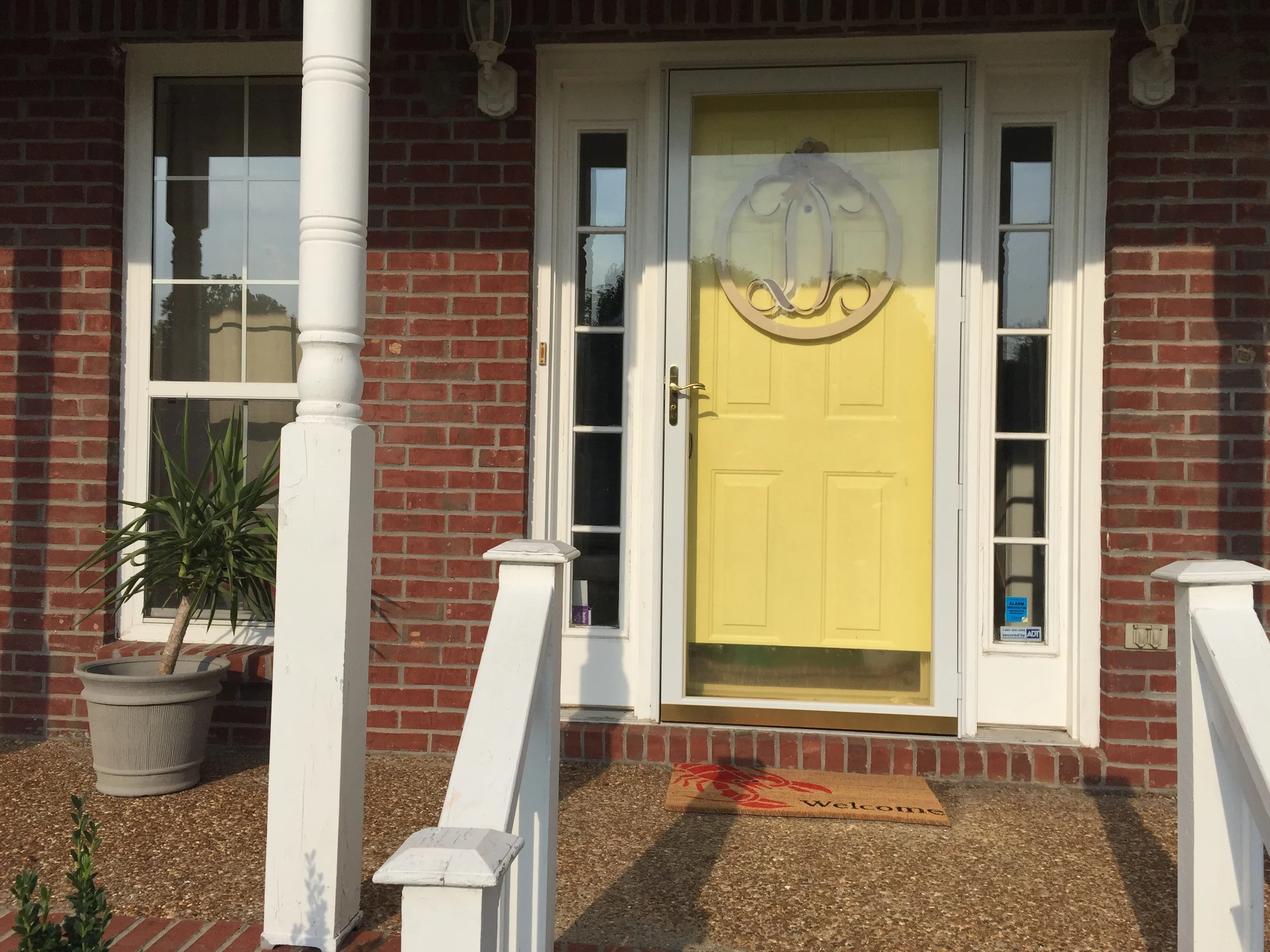 who says tennessee porches can't be beachy?