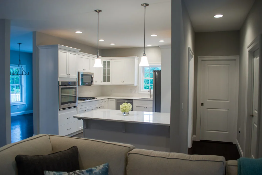 WhitePaintedCustomCabinetryDelaware (4).jpg