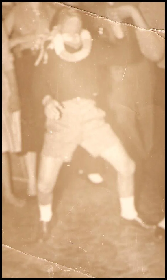 Young Silva Dancing .. Book.jpg