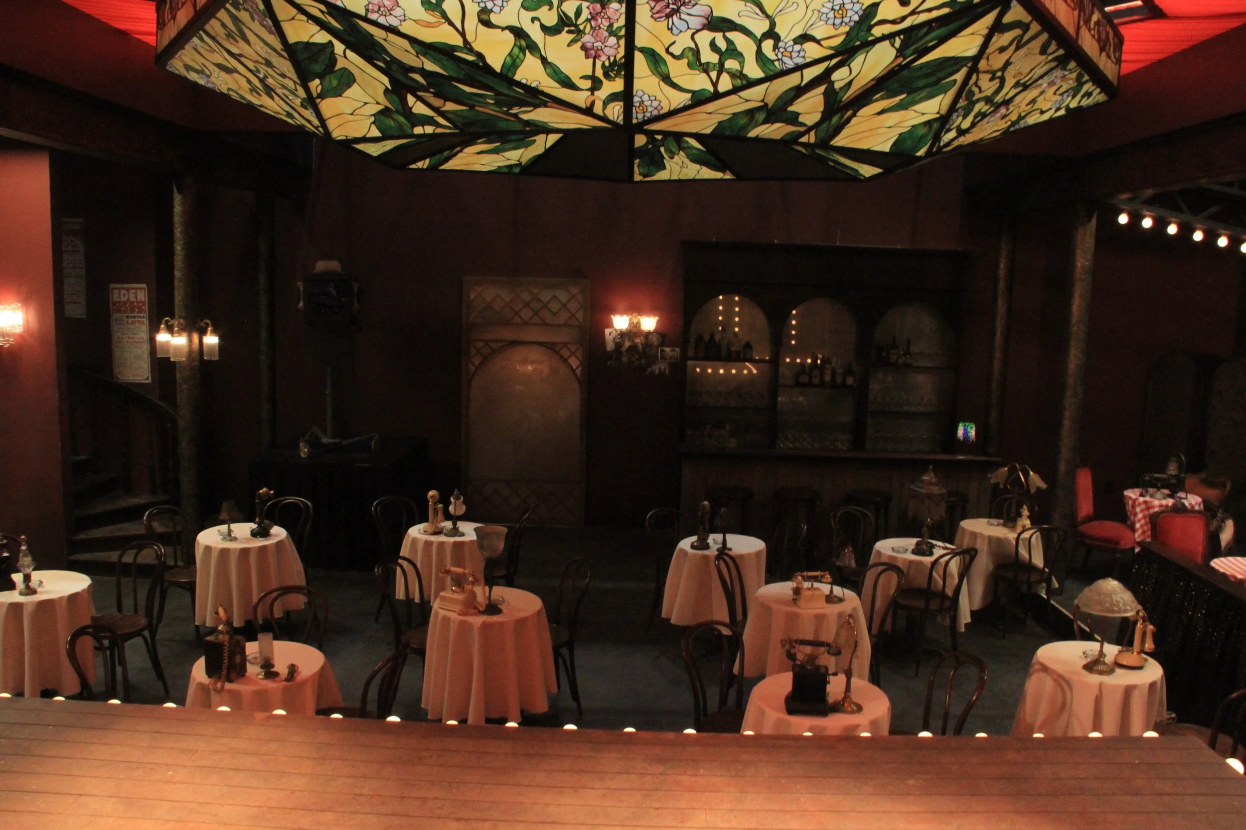 Fosse/Verdon. Stained Glass ceiling piece.