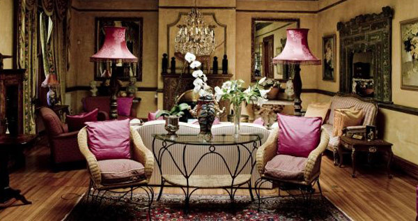 Hartford House Lounge