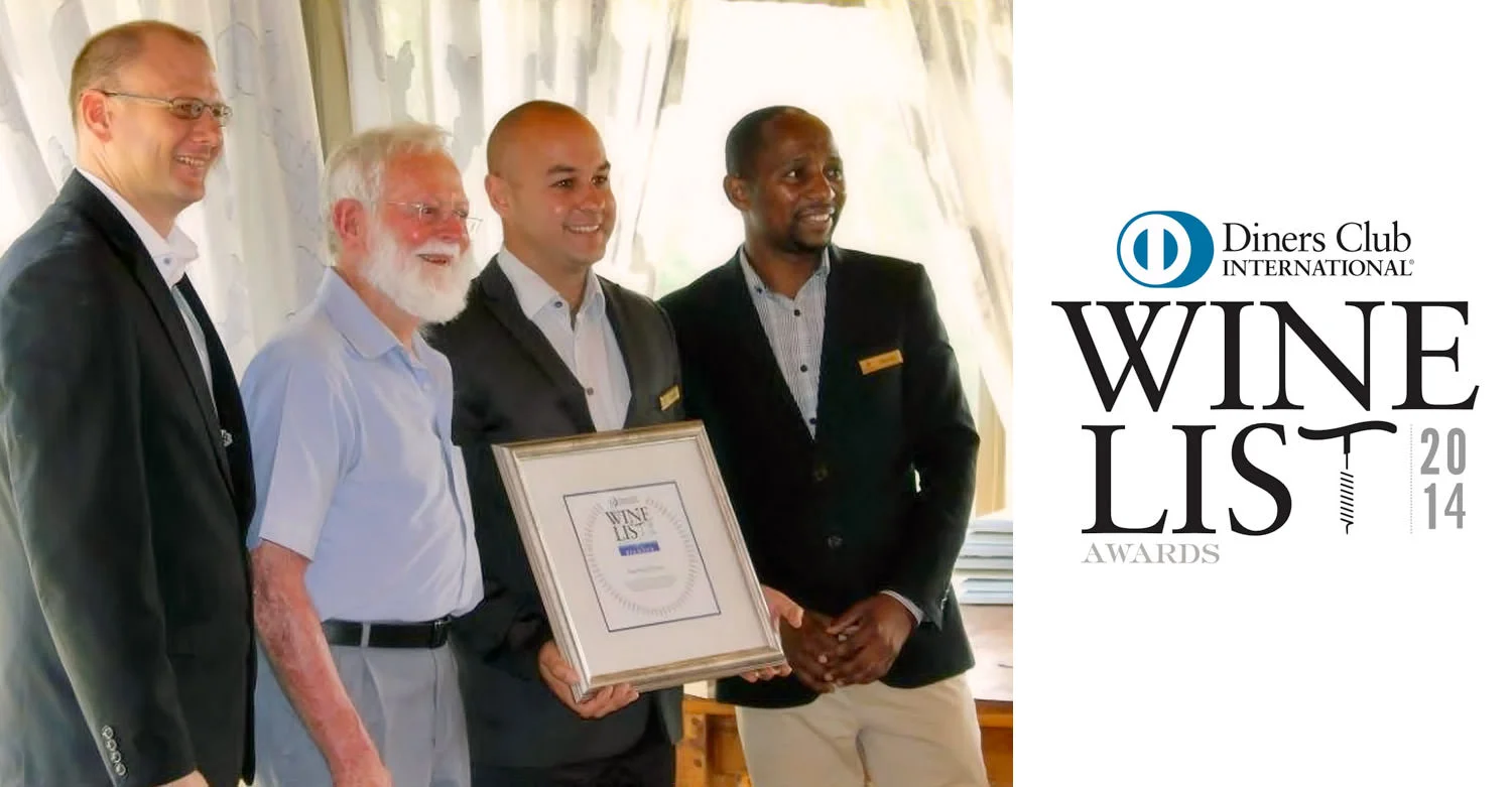 Hartford House management team receives the Diners Club Diamond Winelist Award / Diners Club (p)