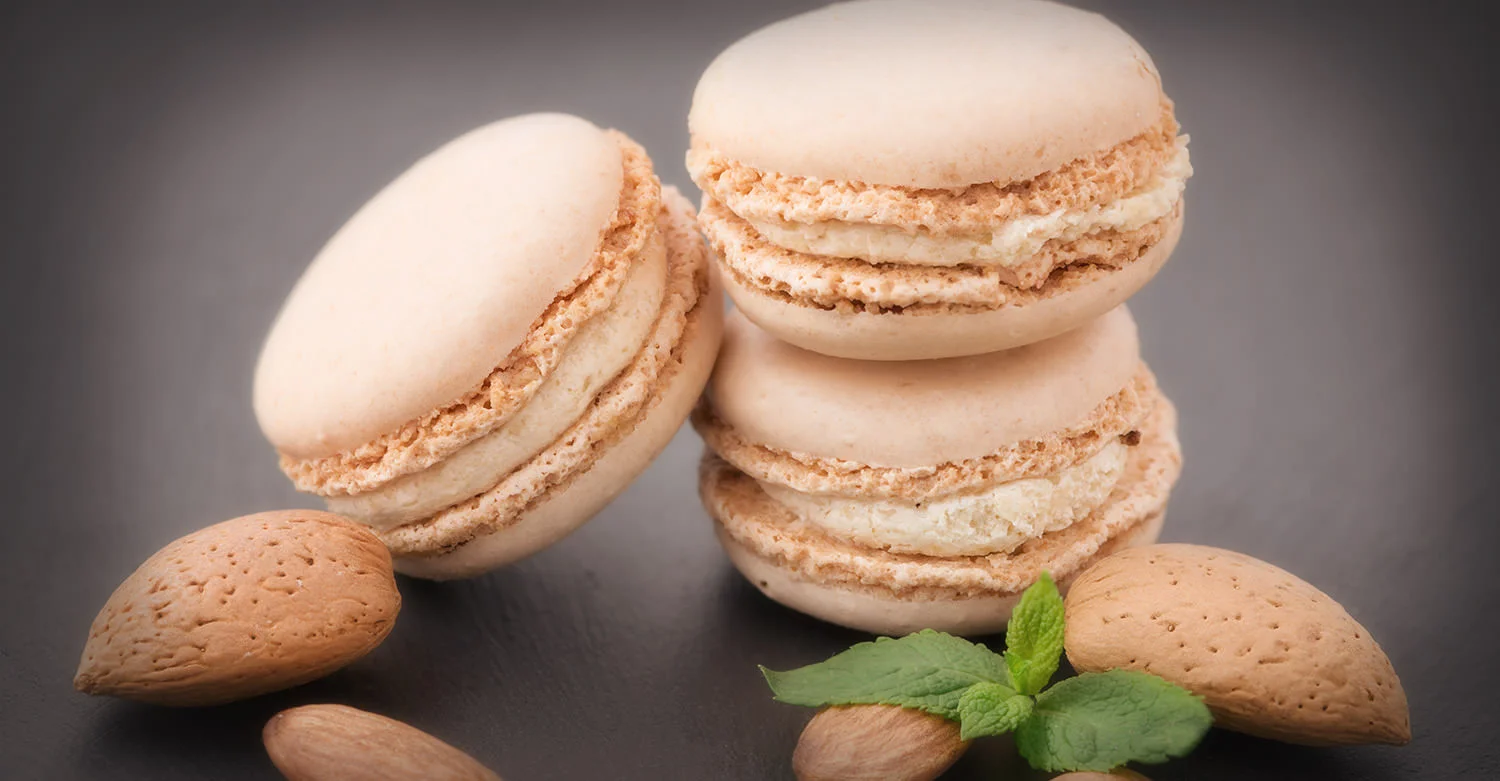 Hartford House Almond Macaroons / Hartford House (p)