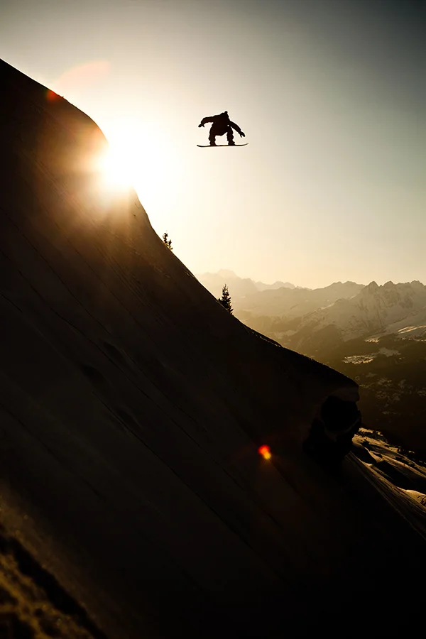 NicolasMueller_DropToTailtap_Laax_SilvanoZeiter.jpg