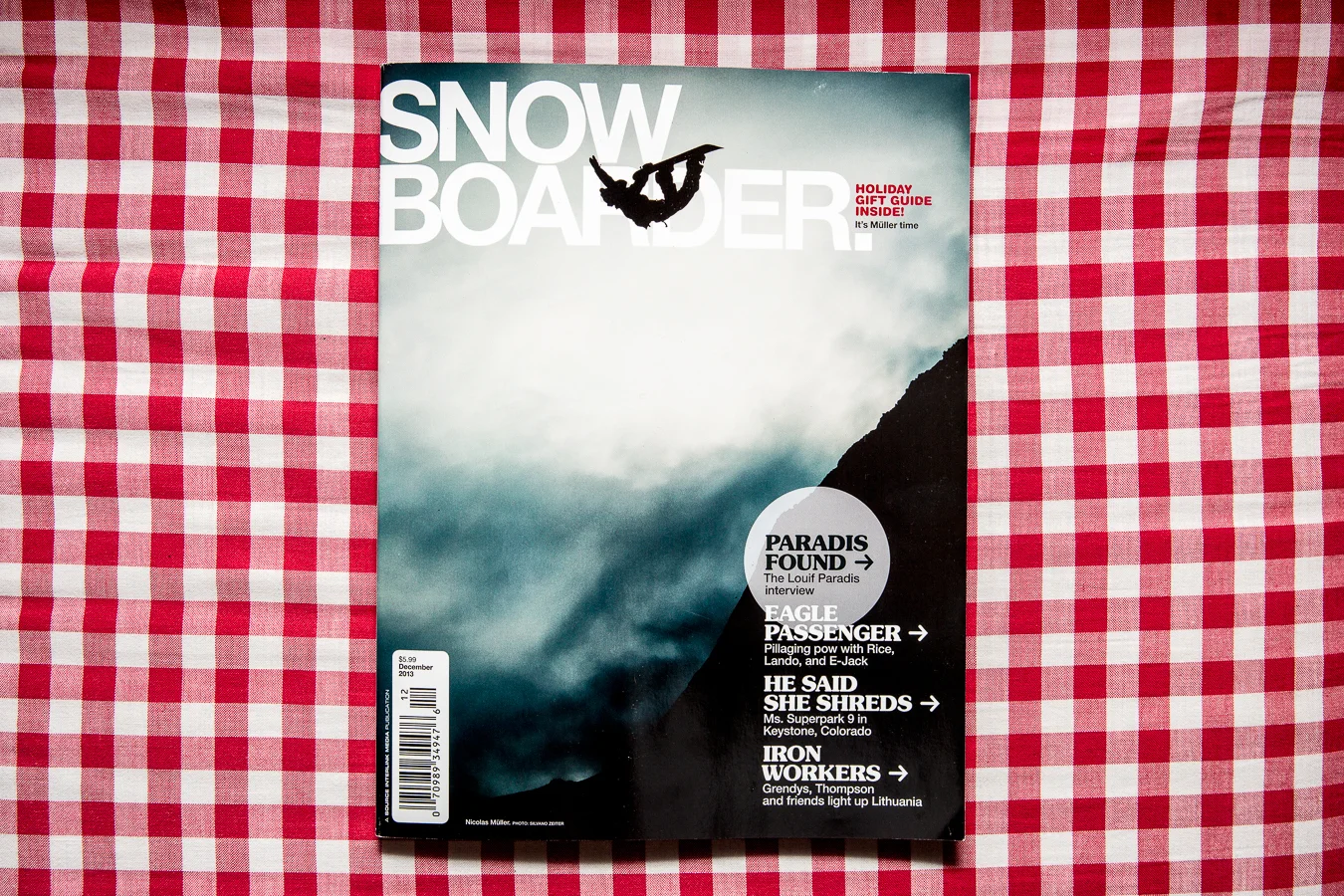 NicolasMueller_Cover_SnowboarderMag_Method_Snowboarding_SilvanoZeiter.jpg
