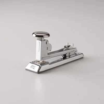 On the rare occasions that I use stapler (I'm more of a paperclip gal), I'd love to have an Ace!