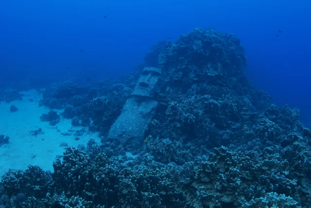 moai.jpg