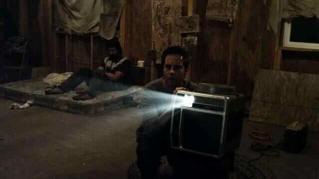 resolution-2012-phantom-slide-projector.jpg