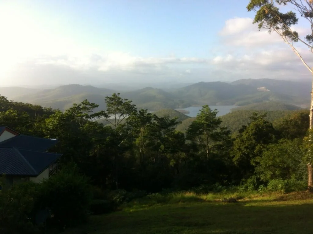 QSMRacing : View from Beechmont with the @ KangarooPointCC crew. pic.twitter.com/sS5YKmIiFB