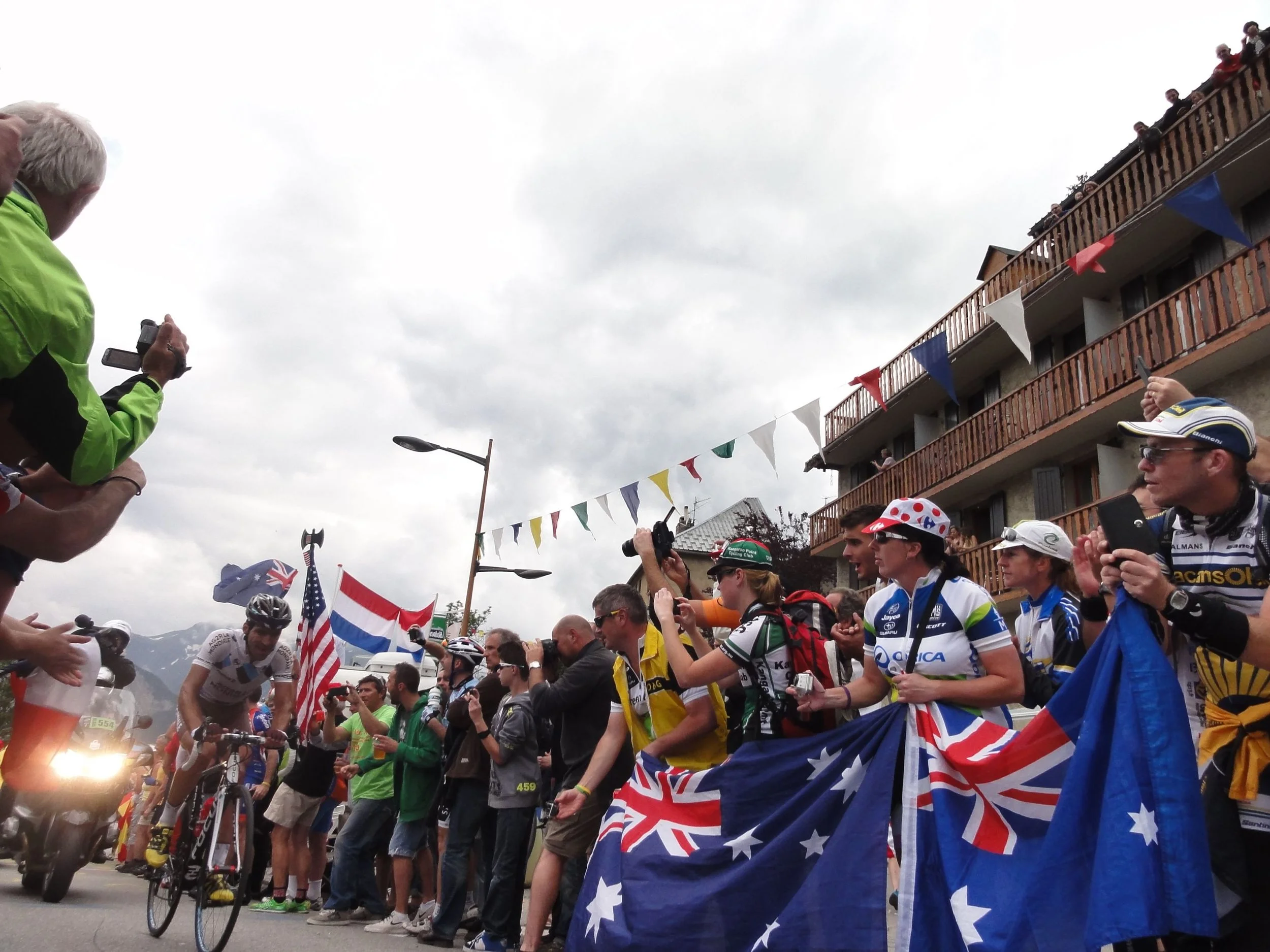 Riblon (AG2R) would eventually go on to win the stage, catching Tejay Van-Gardren in the final few KM's on the hill. What a ride!