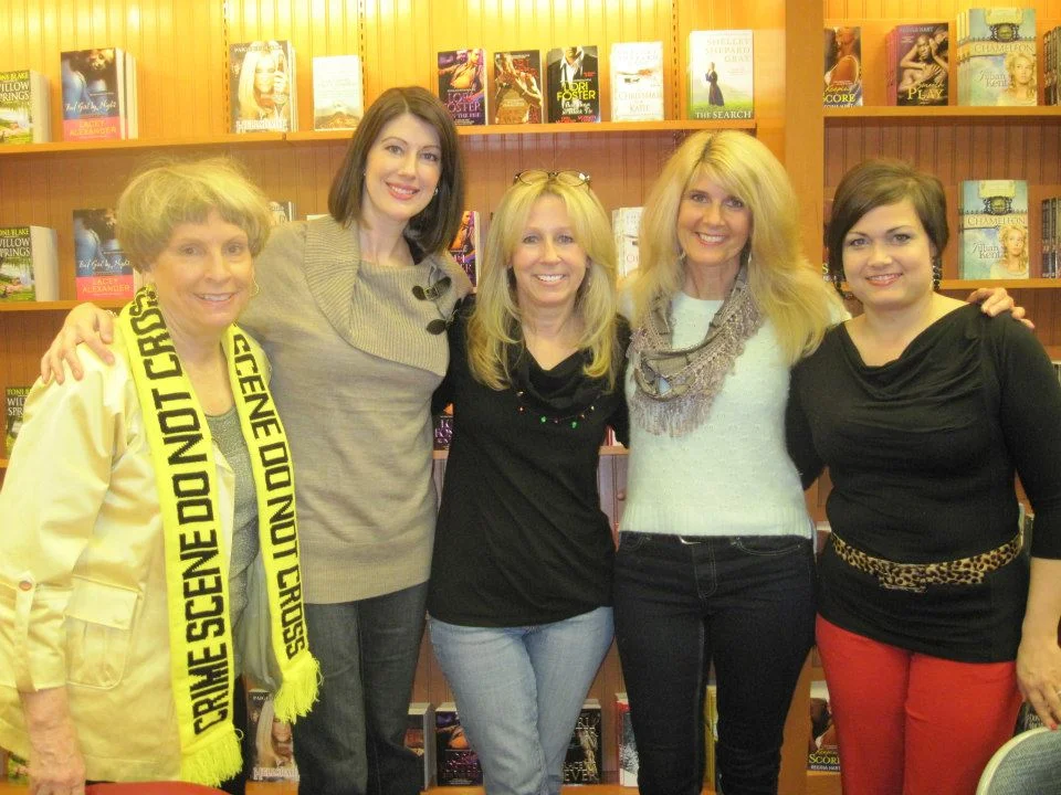 Duffy Brown, Macy Beckett, Lori Foster, me, and Jules Bennett — at Barnes & Noble, Westchester, OH .