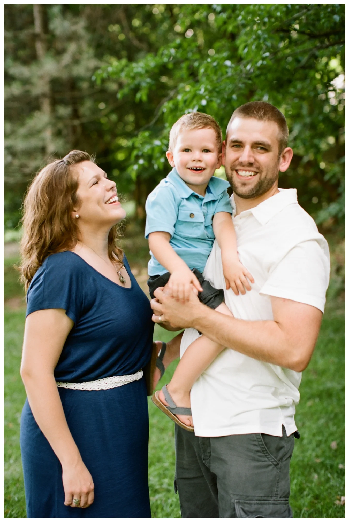 Lily Glass Photography Columbus Ohio Family Portraits Film Photographer Mini Sessions