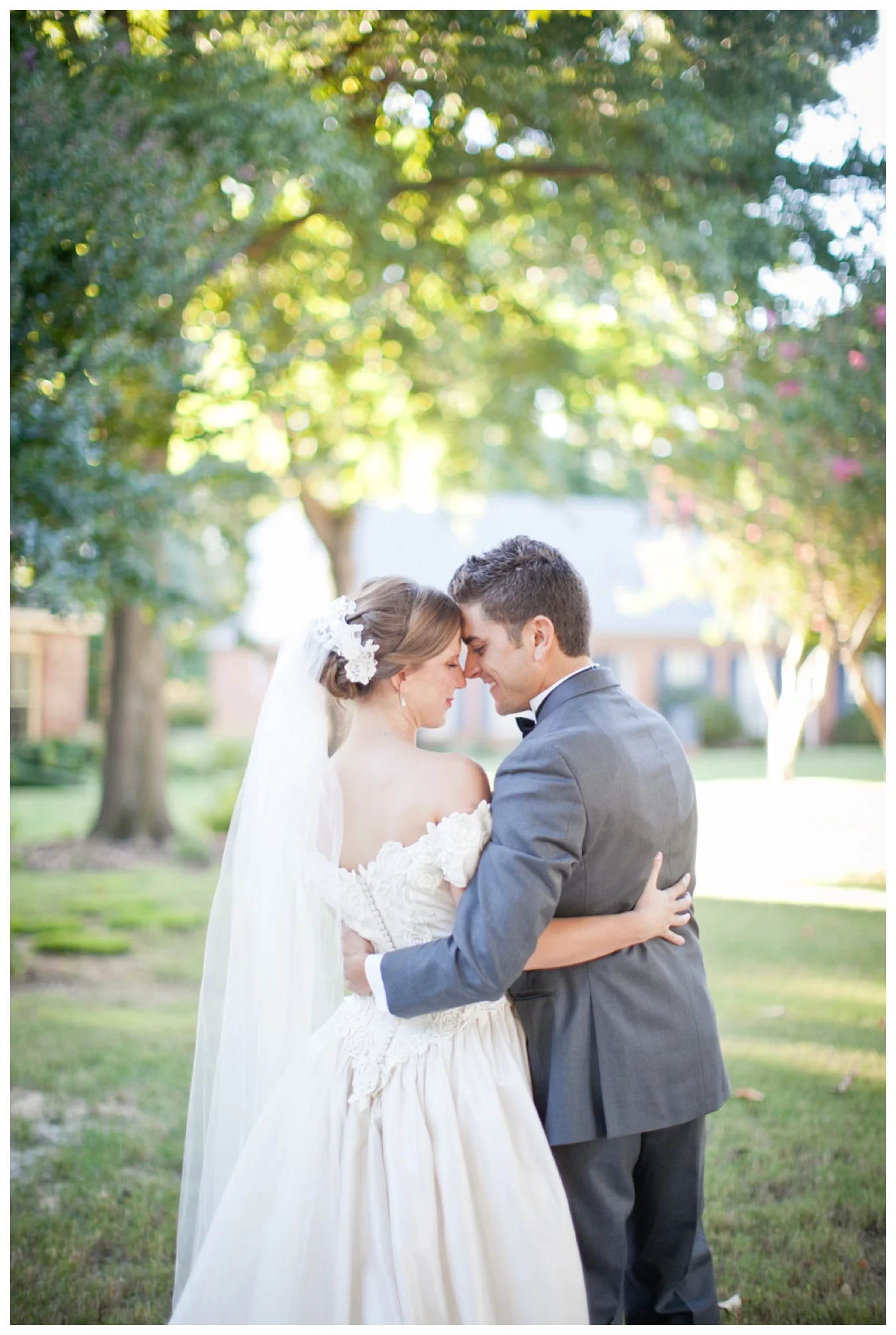 Southern Backyard Wedding | Lily Glass Photography