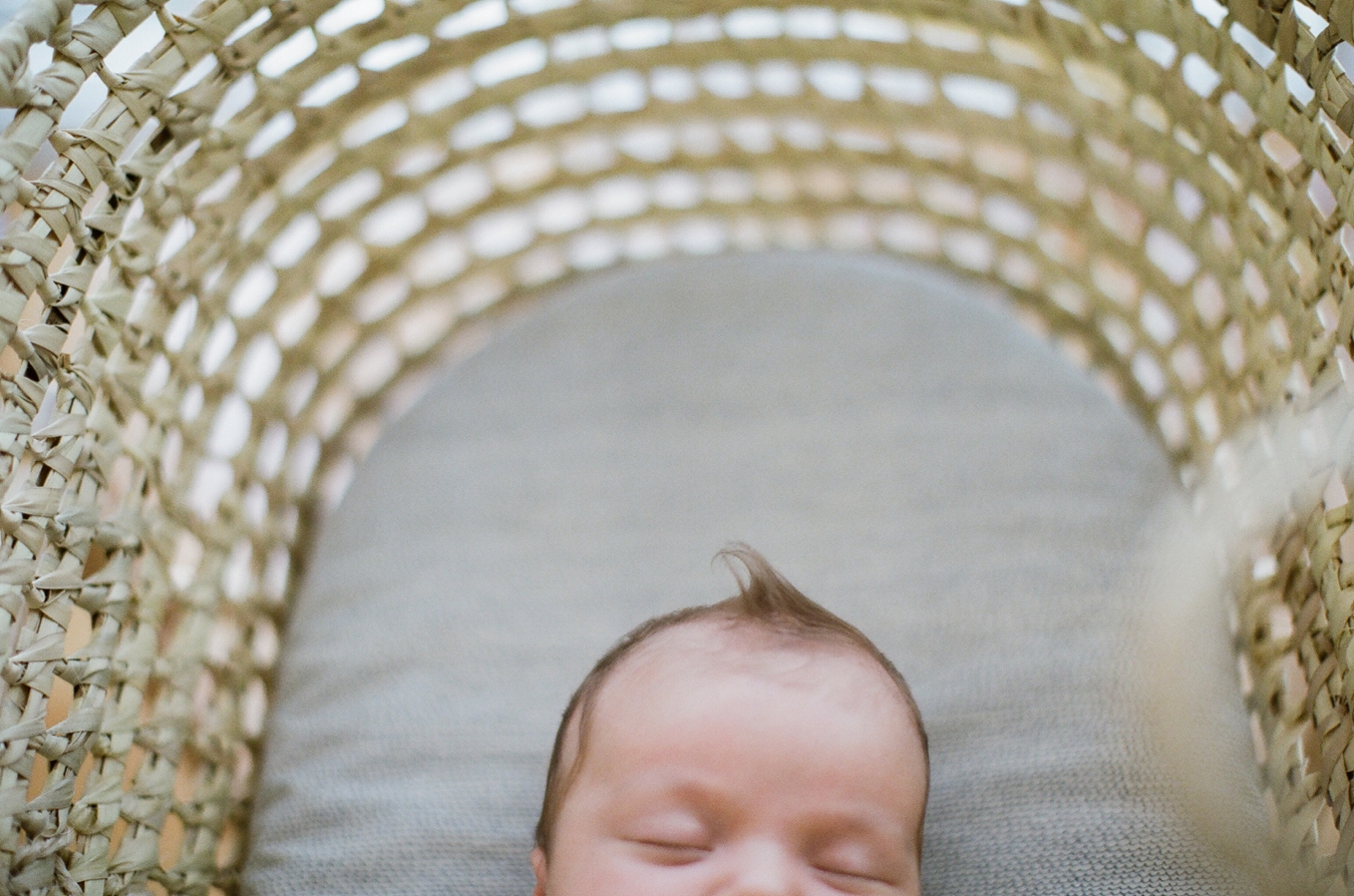LilyGlassPhotographyNewborn_002.jpg