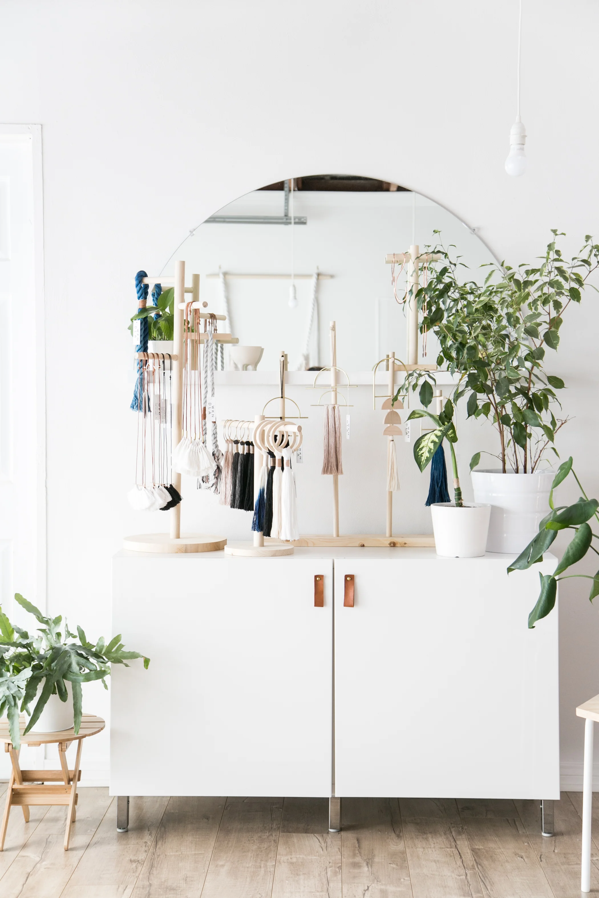 SFGirlByBay_WKNDLA01.jpg