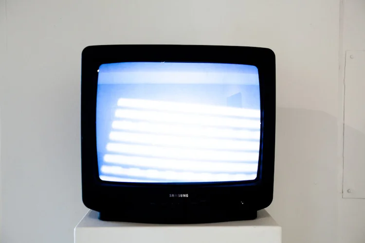 Grear PatersonEagles film loop 2005 with Ditero2005 / 2011Super 8 film loopVariable