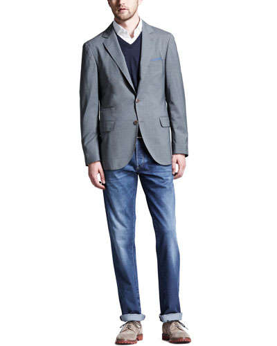 Great for tech presenters and entrepreneurs who want to convey professionalism with a blazer without being too "dressed up."