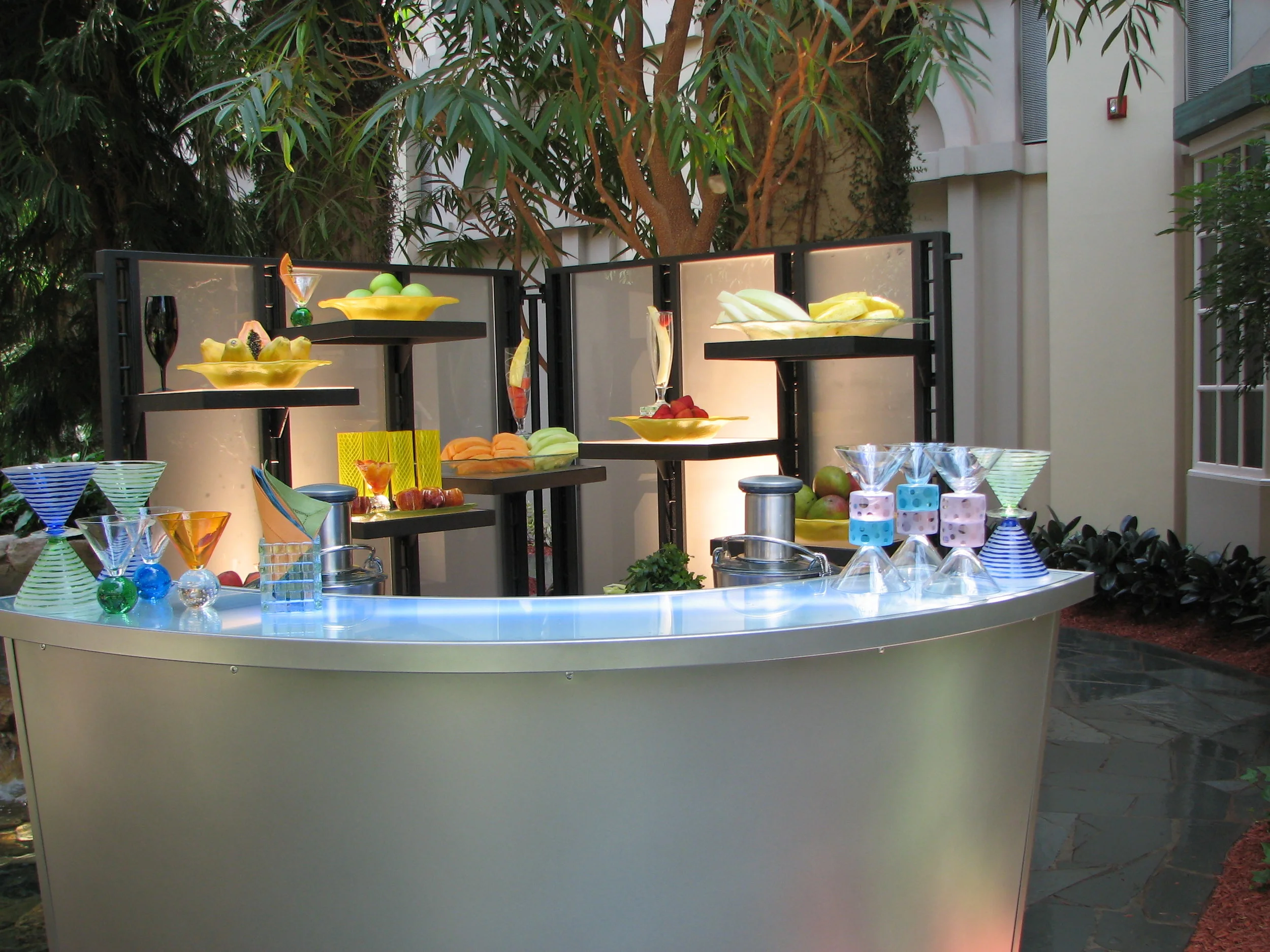 6' Gourmet Flexi Portable Bar w Vertical Wall.jpg