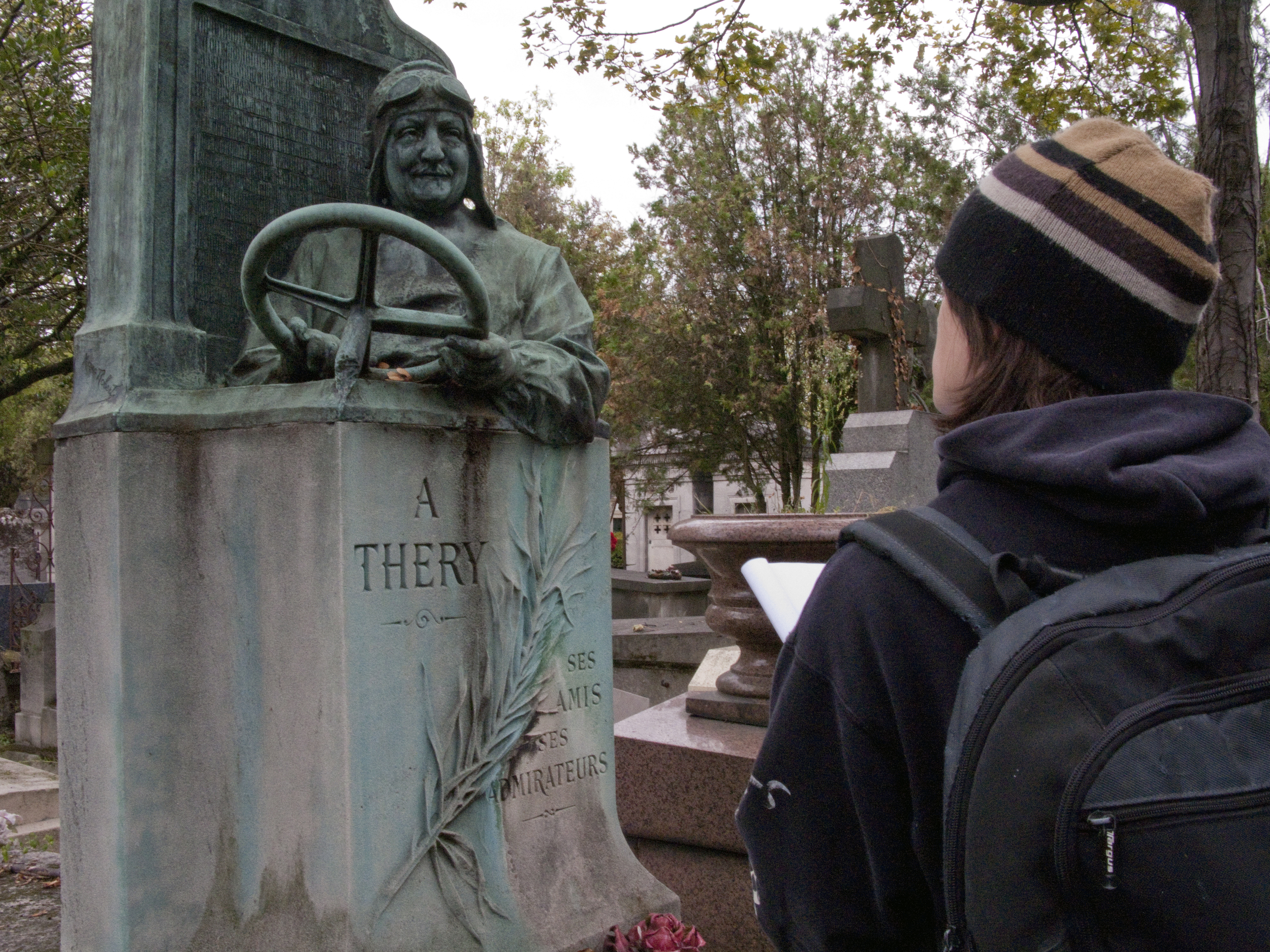 Per Lachaise Art Student