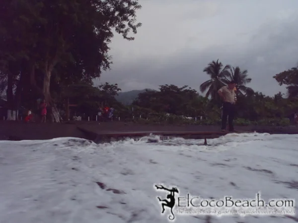 swell.22.elcocobeach.jpg