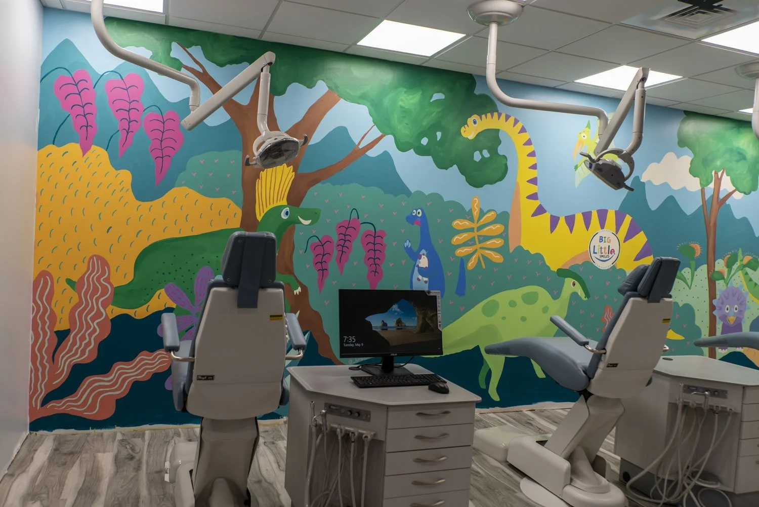  Little Big Smiles (2023) 