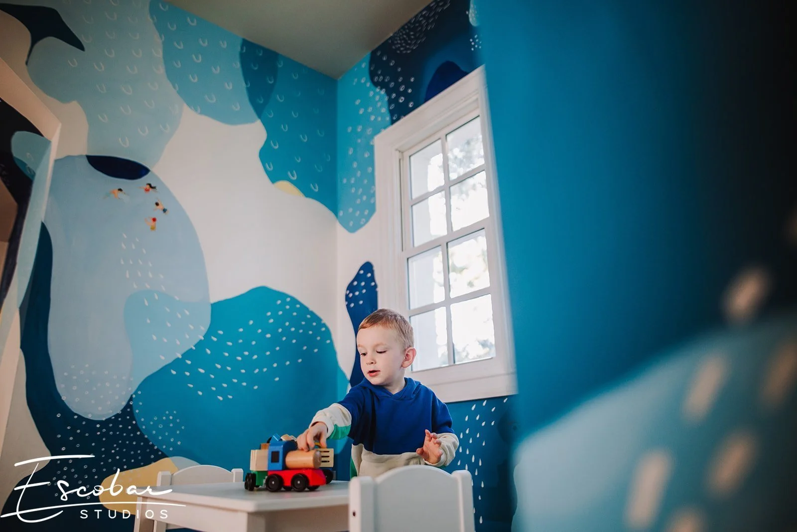  Blue Dreams (2022), Photo by Escobar Studios 