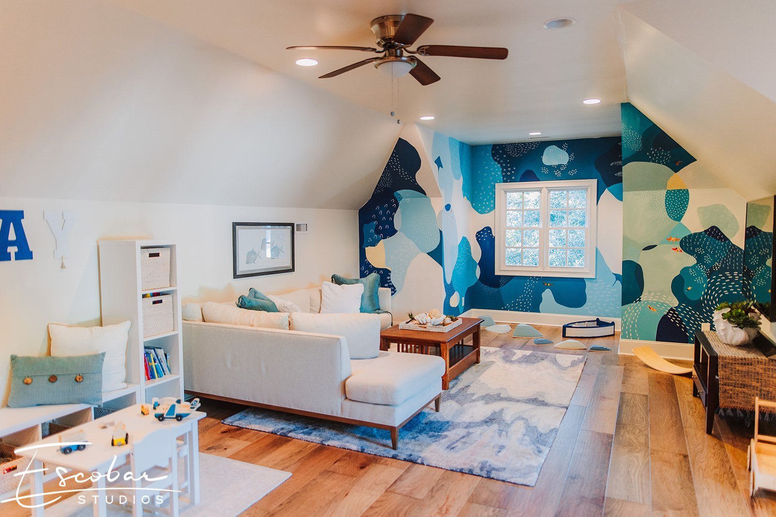  Blue Dreams (2022), Photo by Escobar Studios 