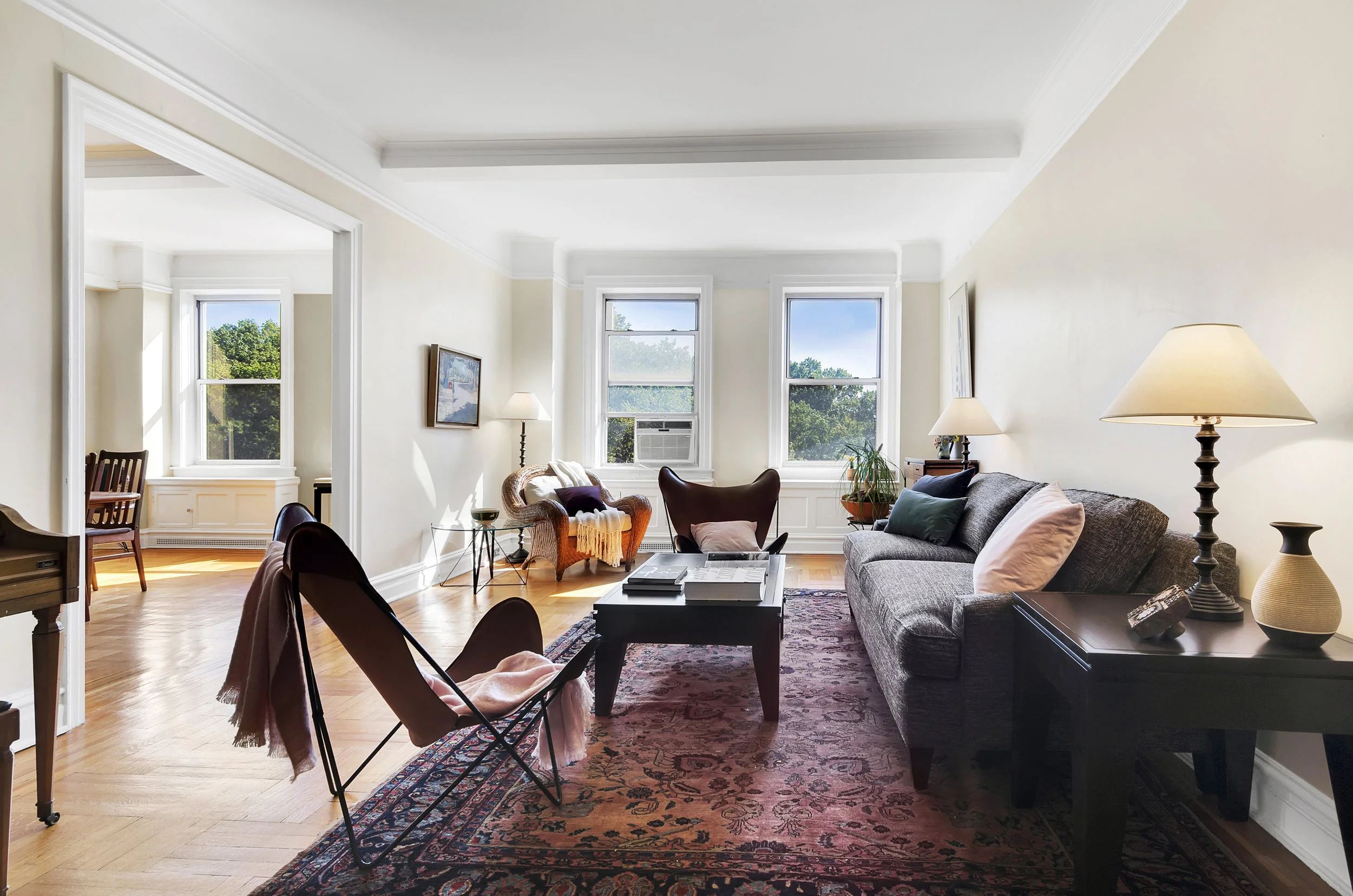 Living Room 2.jpg