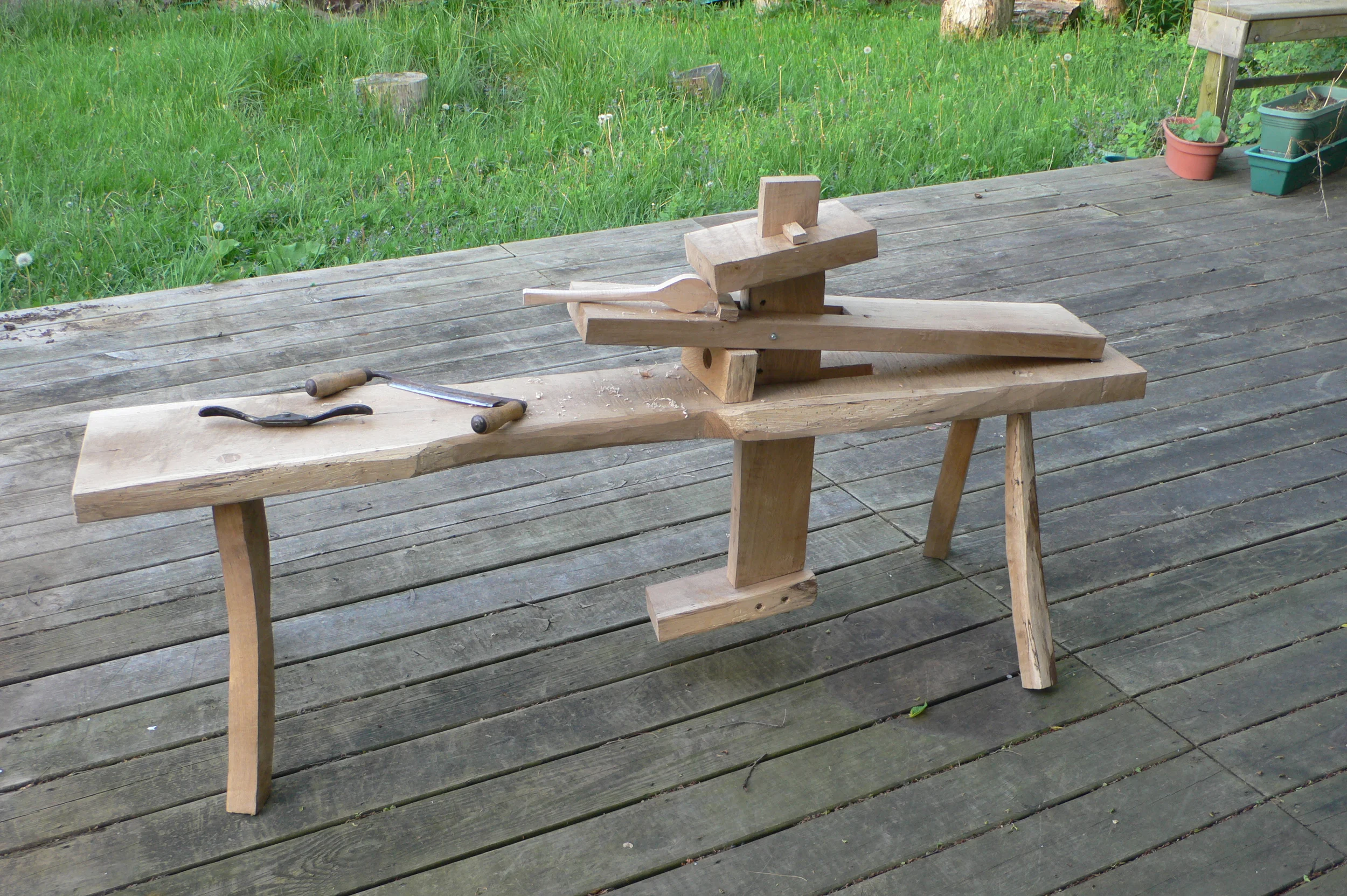 traditional style shaving horse