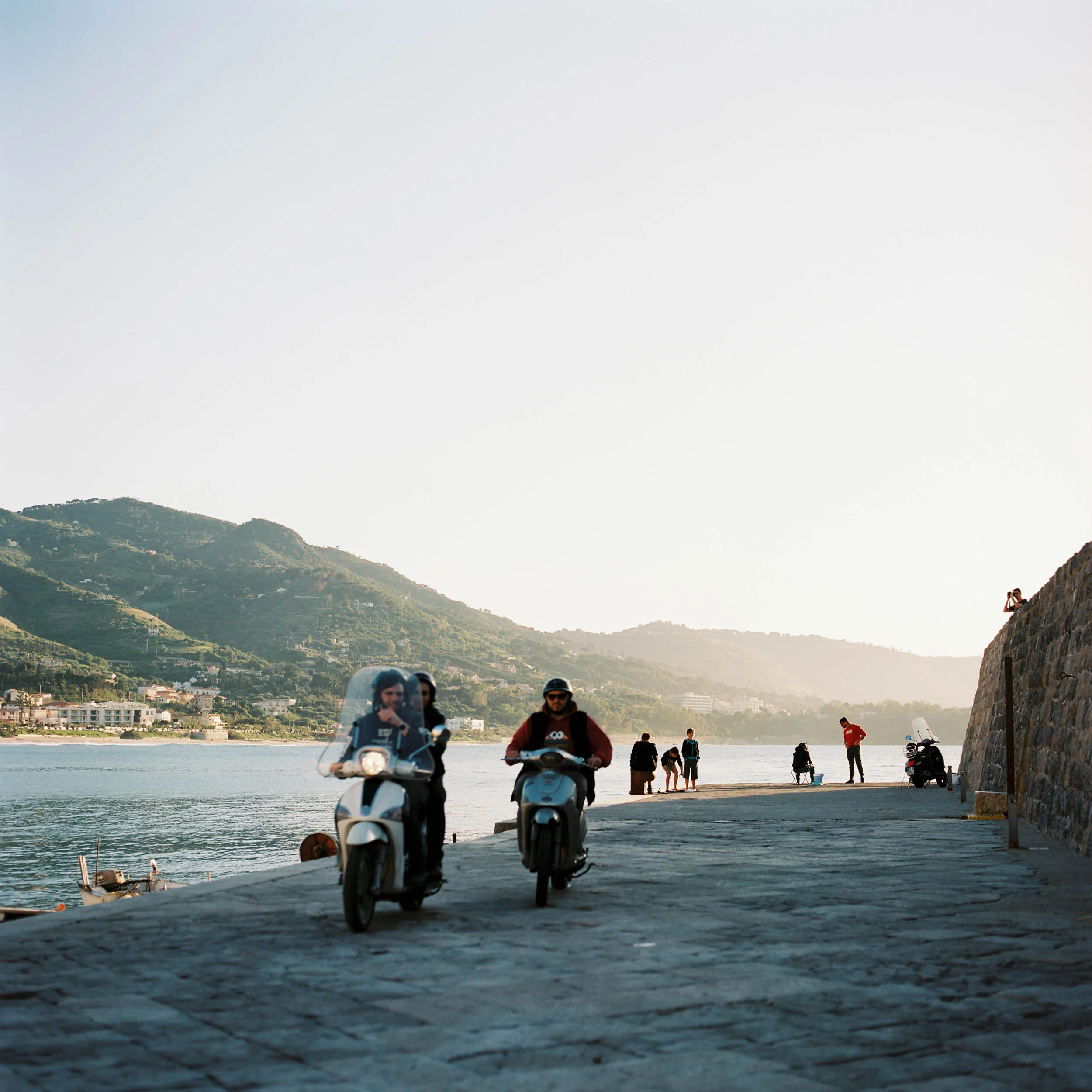 IT03_160415_PORTRA160_HB_06.jpg