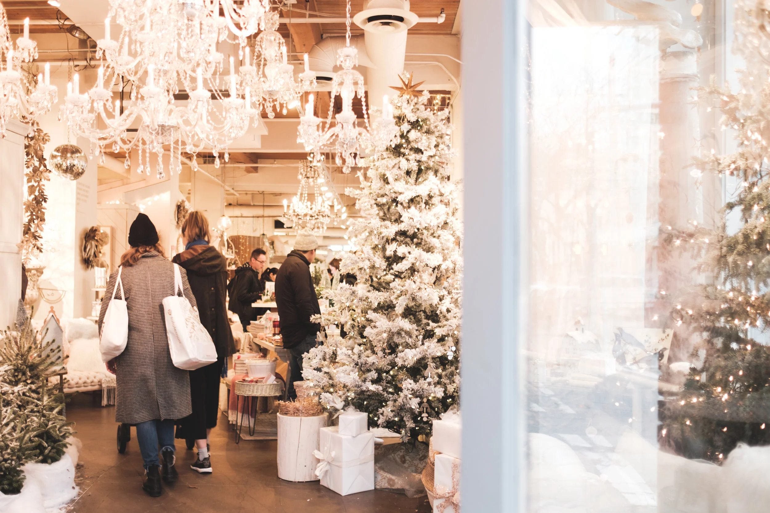 Before Christmas Walk in Yaletown