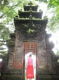 door way in bali