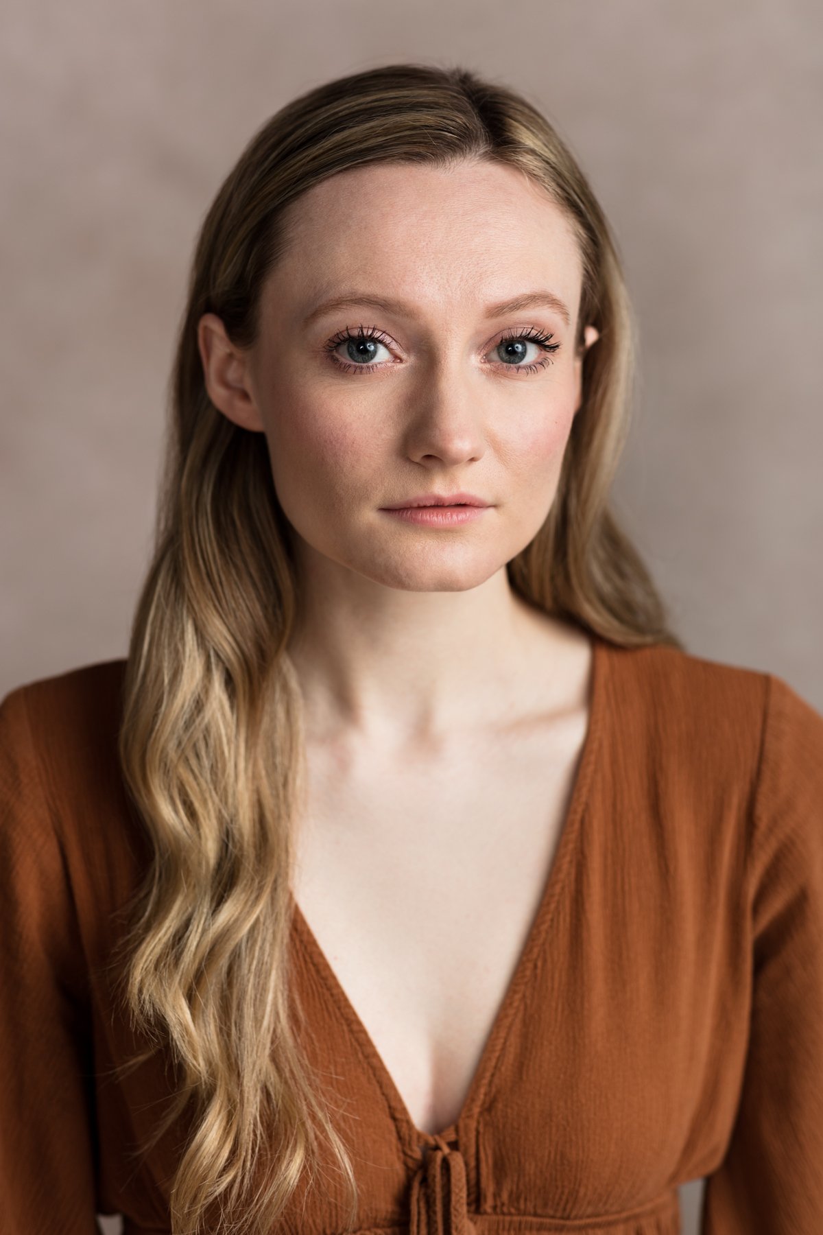 110523_EowynLuna_ActorHeadshots_0085085_RT_edit_WebNoWM.jpg