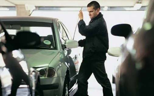 Car-Alarm-slim-jim-theft-attempt.jpg