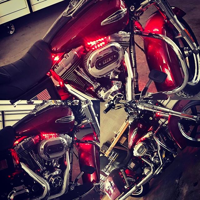 2016 Harley Davidson Switchback with a Bluetooth controlled LED kit. For pricing or more information call us at 708.474.6625 
#harleydavidson #harley #ledlights #motorcycleledlights #forzacustoms