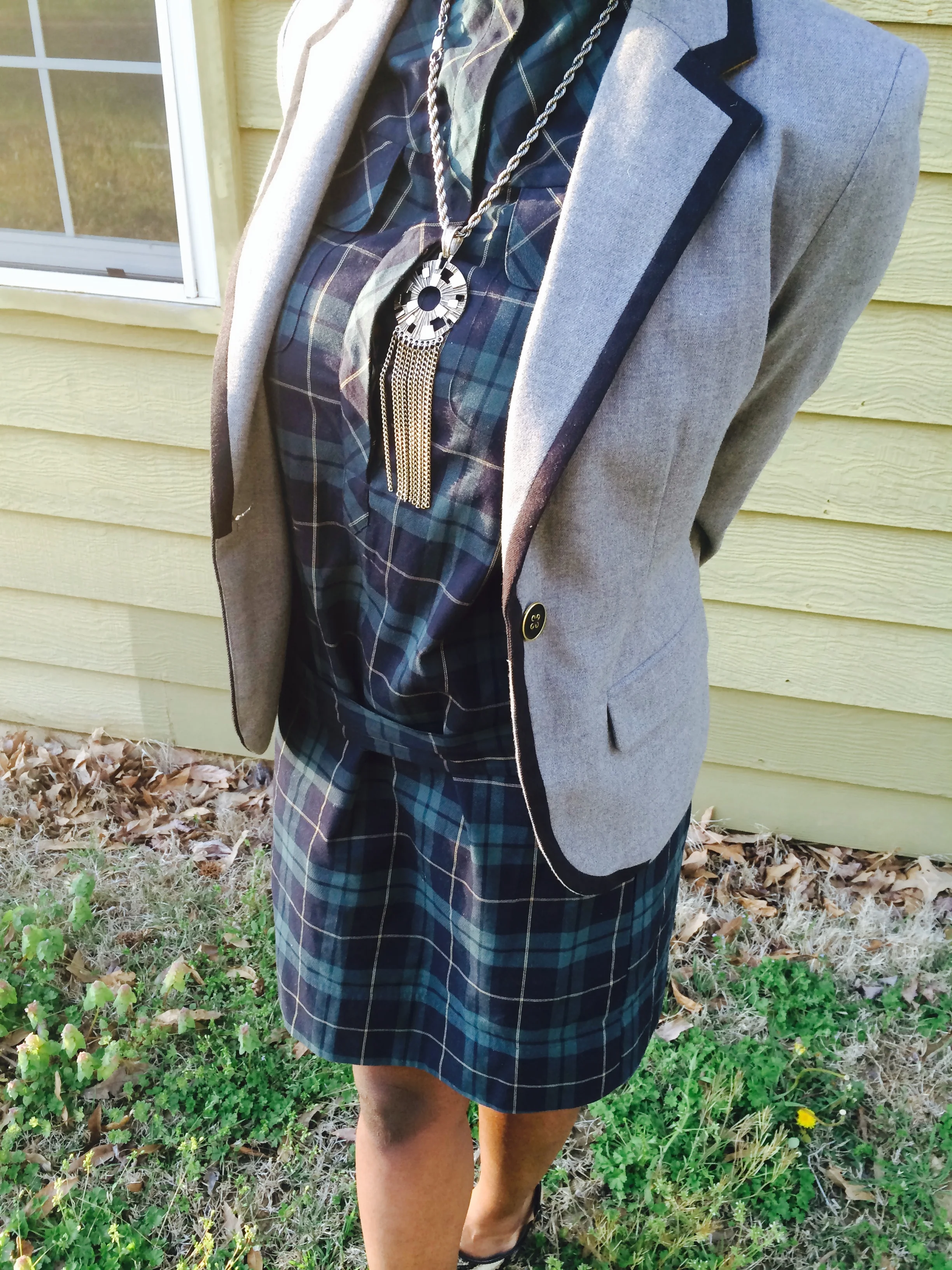  outfit details- dress: Southern Thrift; blazer: Target: shoes: Kenneth Cole c/o TJ Maxx