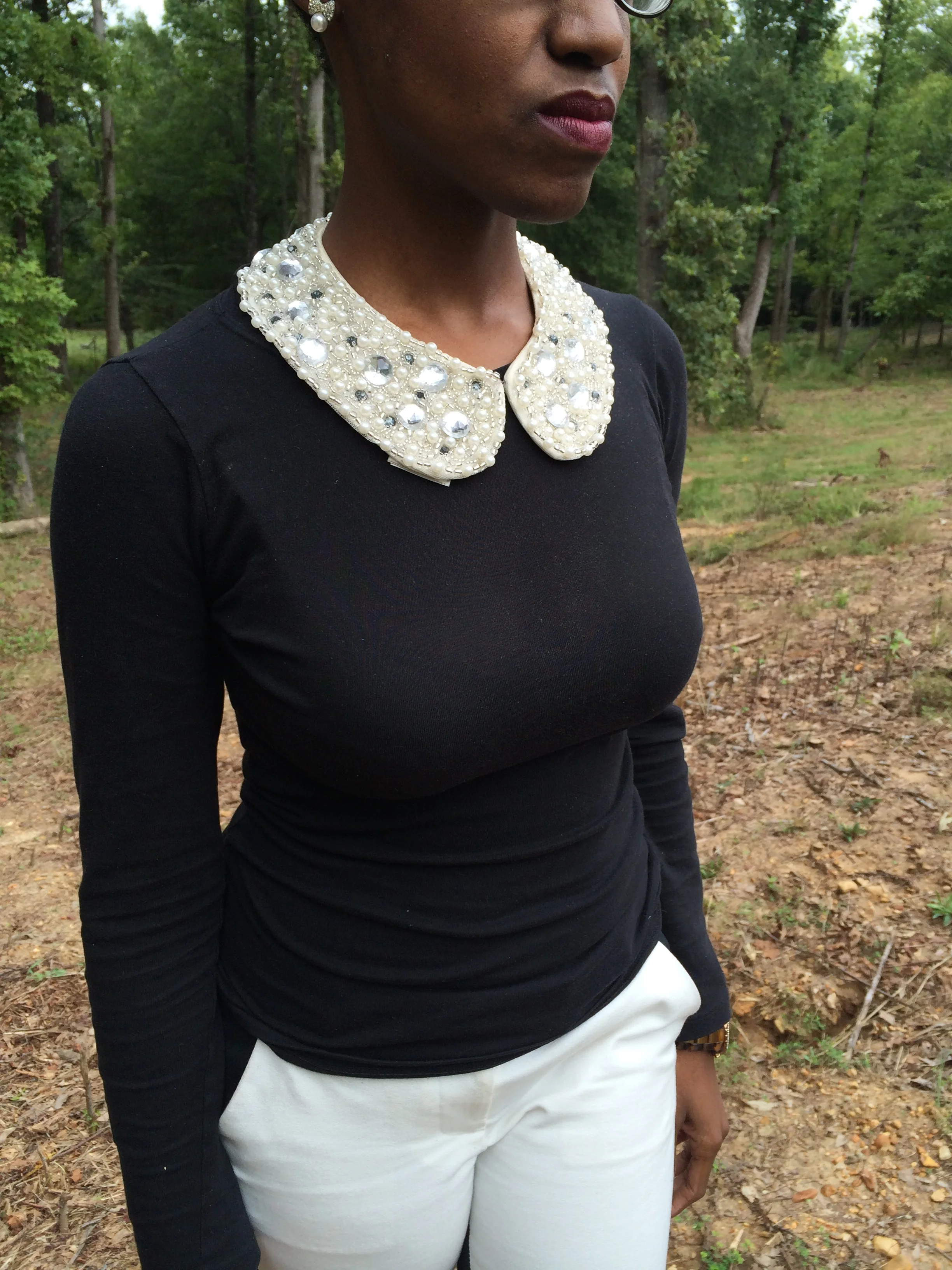 white-pearl-collar.jpg