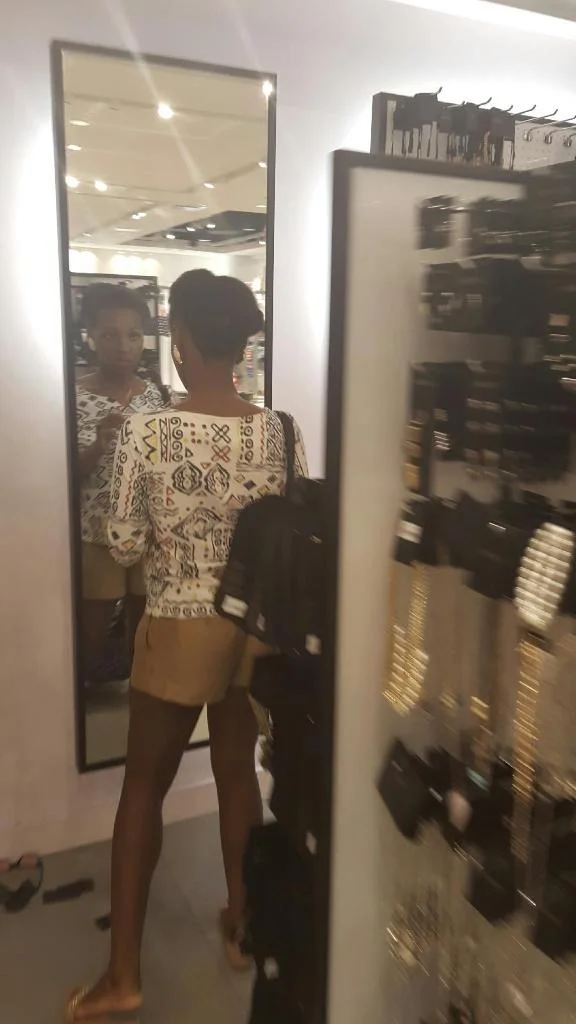 try-on.jpg
