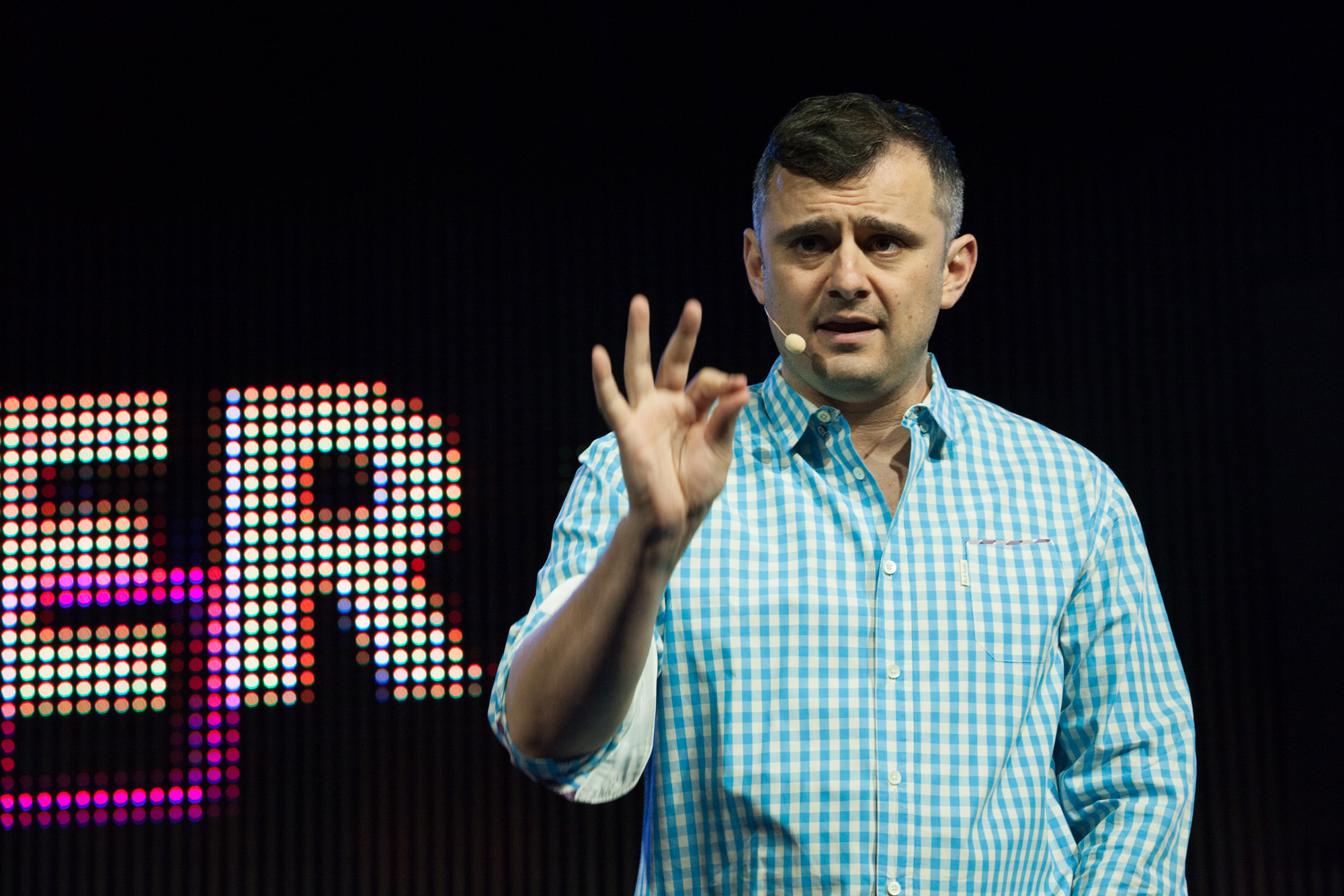 Gary Vaynerchuk dishing out an enthusiastic hour-long wake-up call