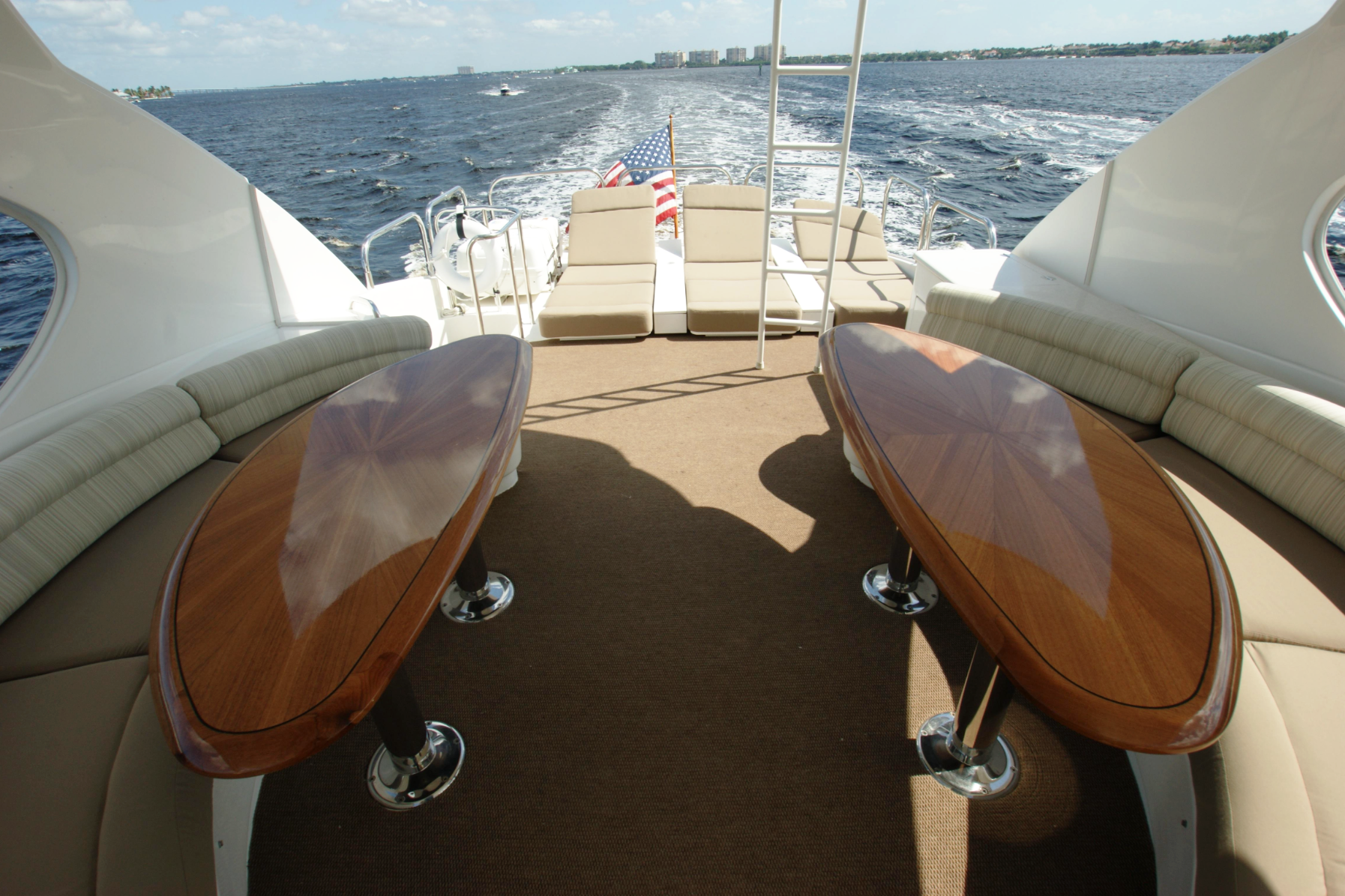 Flybridge Sun Deck