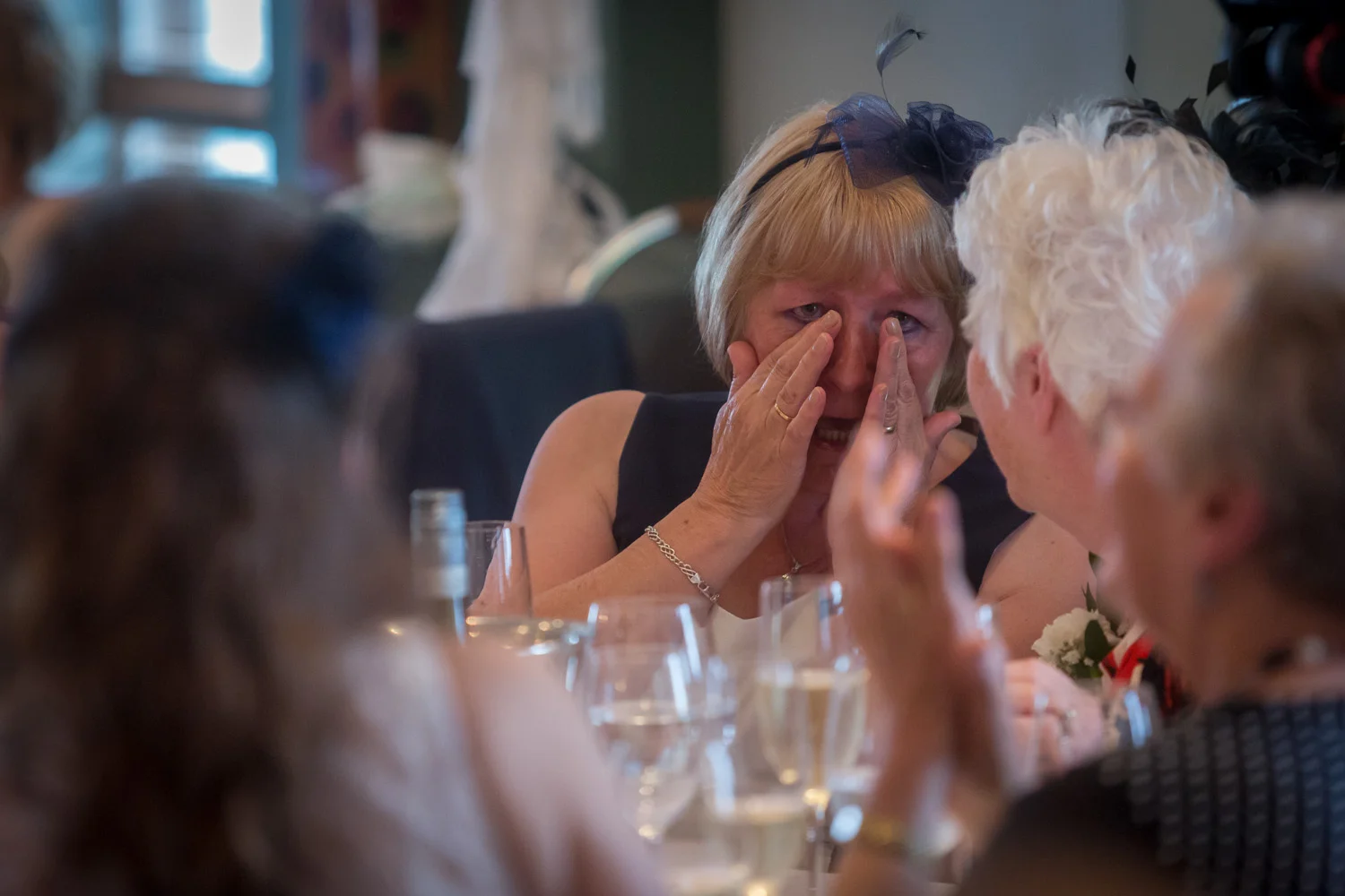 wedding-photographer-wales-stroud-old-lodge-039.jpg