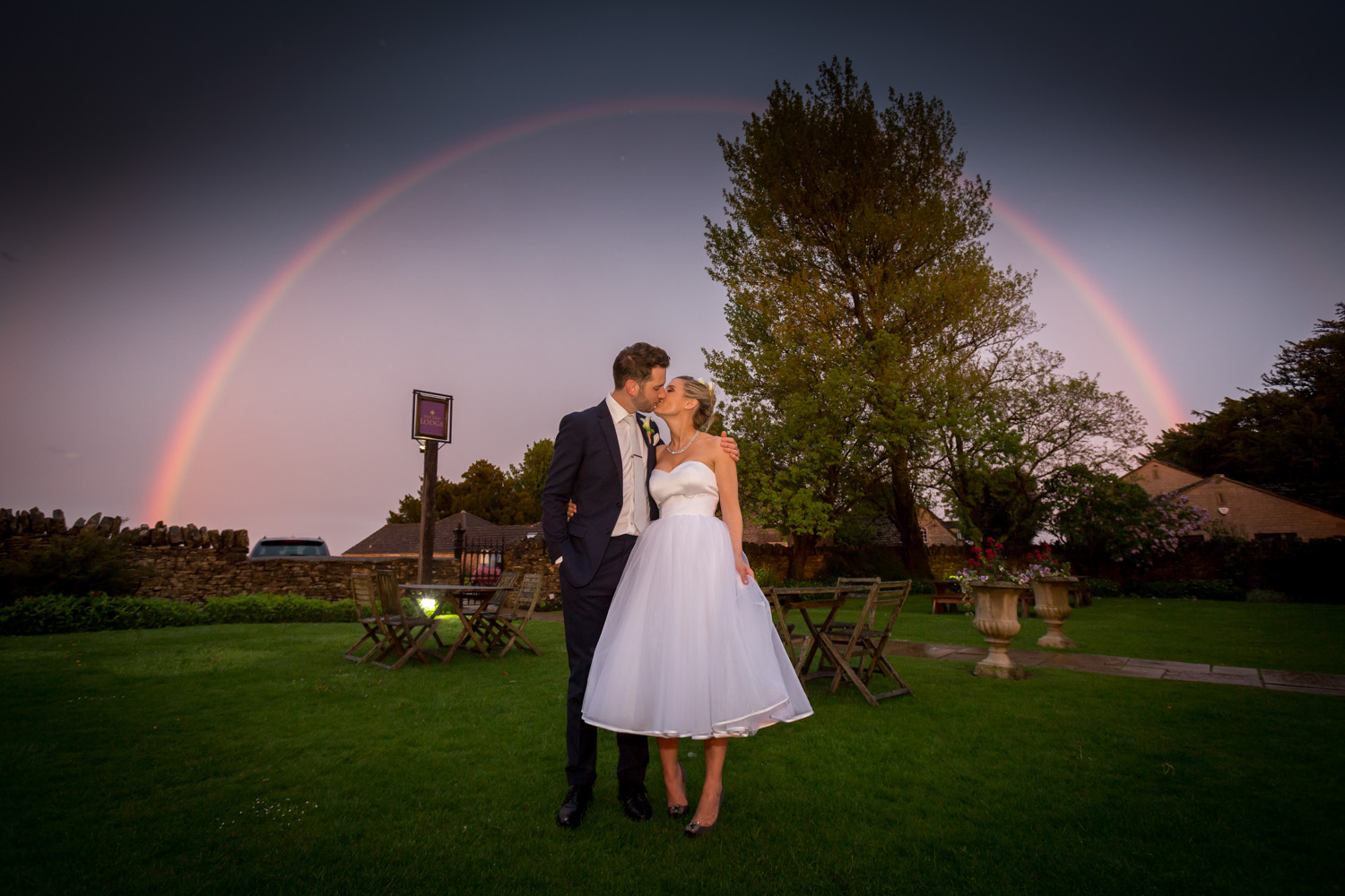 wedding-photographer-wales-stroud-old-lodge-058.jpg