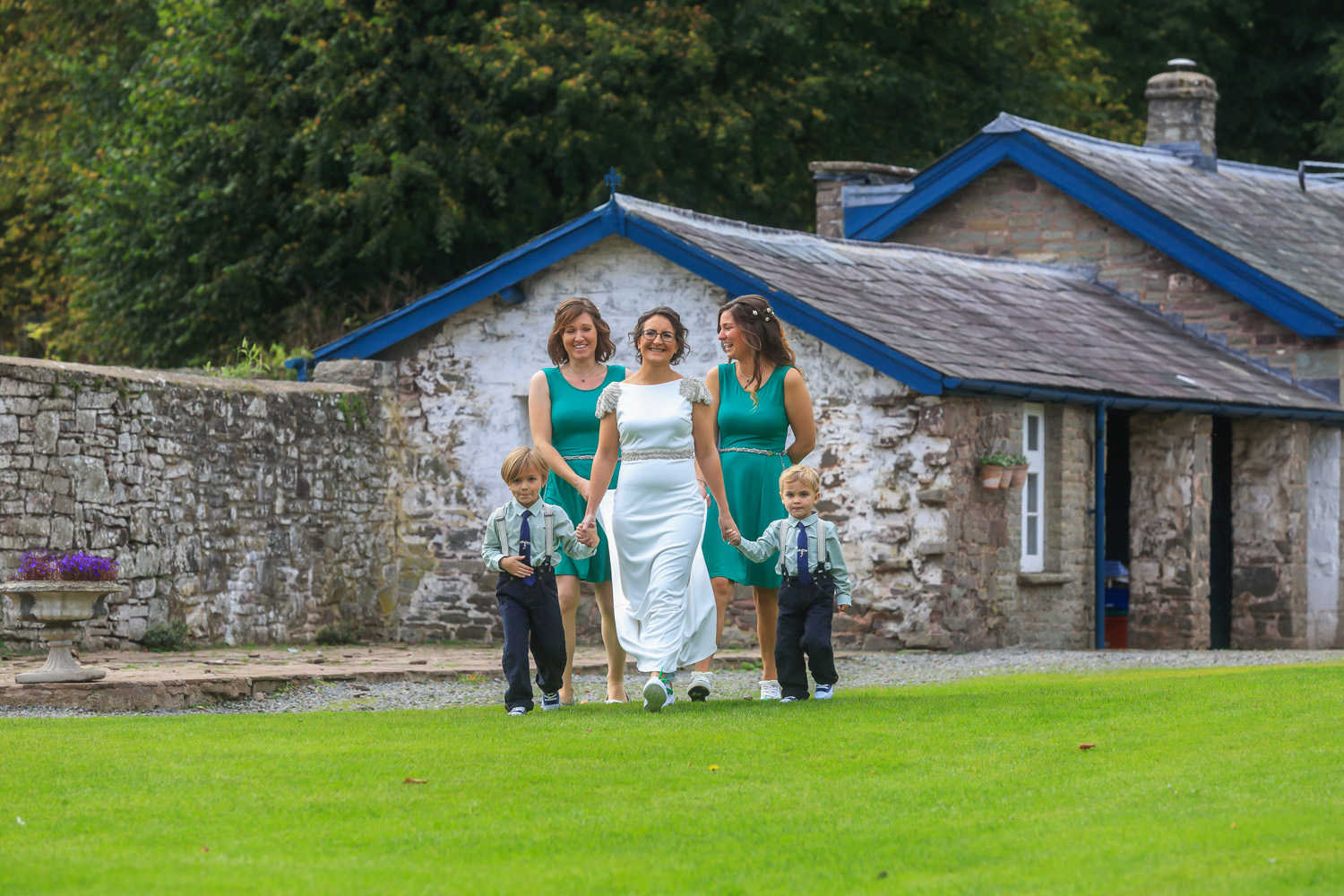 Glan-Usk-Estate-Brecon-Wedding-Photographer-Wales-013.jpg