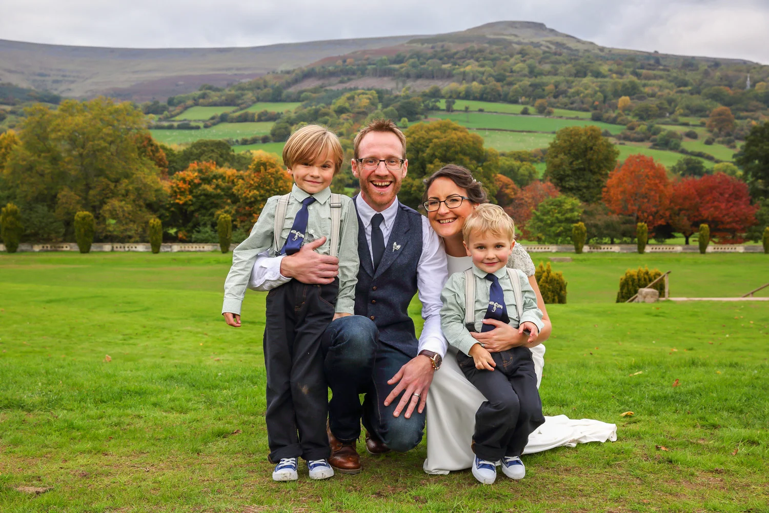 Glan-Usk-Estate-Brecon-Wedding-Photographer-Wales-078.jpg