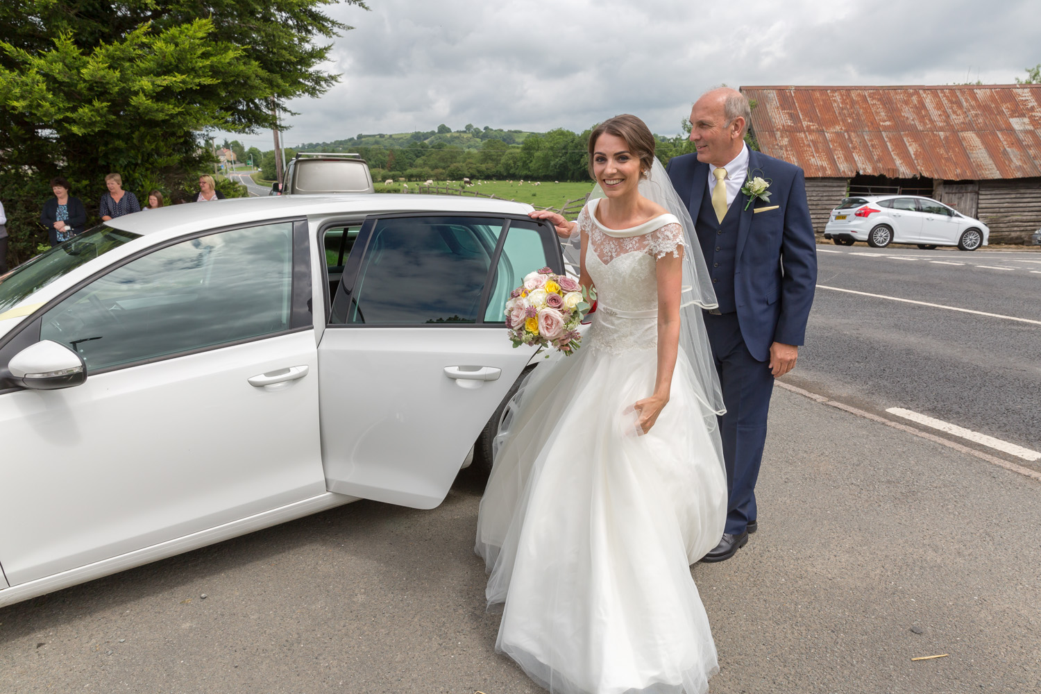 barn-brynich-wedding-photographer-brecon-wales-014.jpg